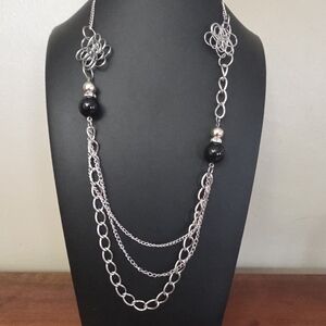 Elegant Silver and Black Chain Necklace